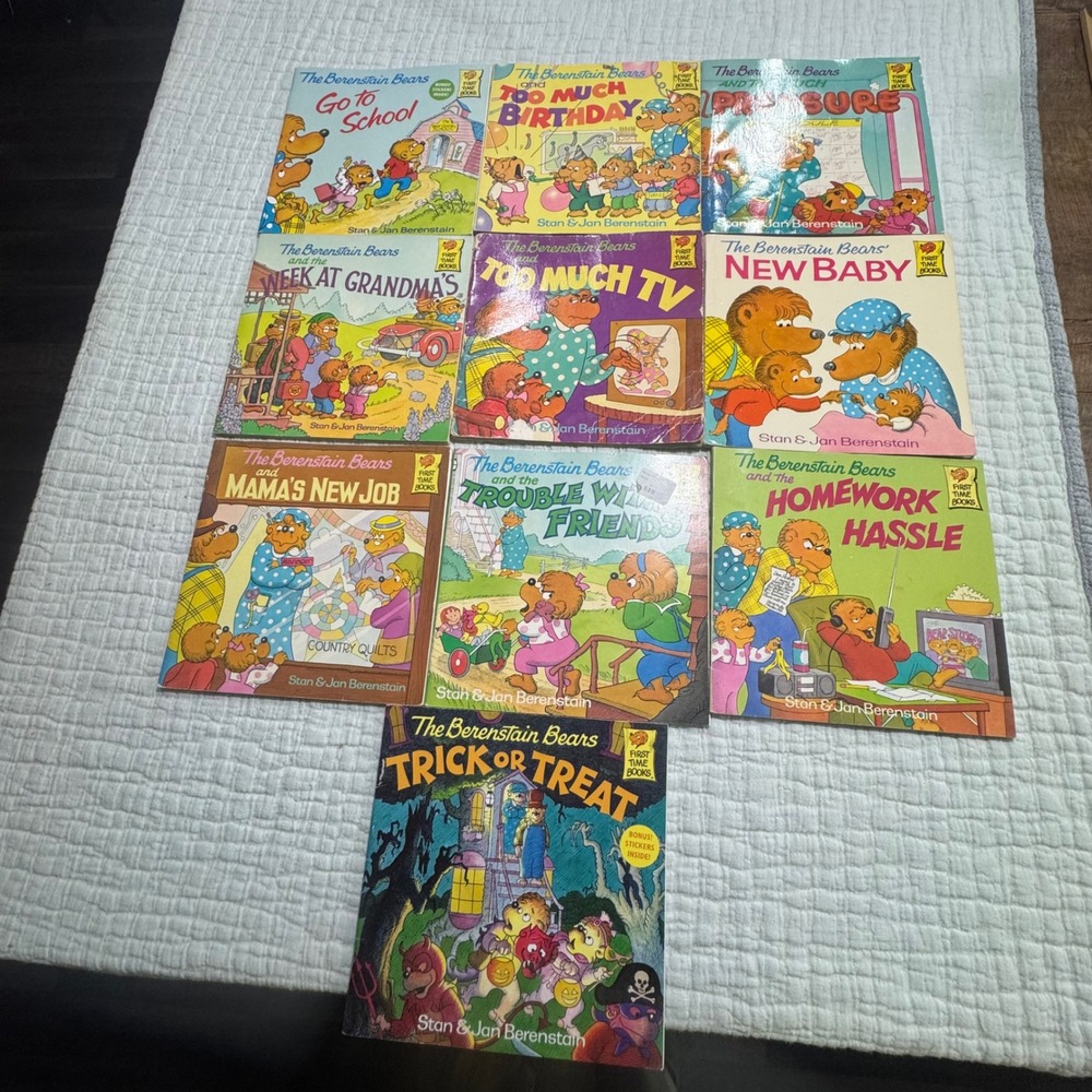 10 Vintage The Berenstain Bears Books. 70s 80s and 90s. Light Wear Stan & Jan